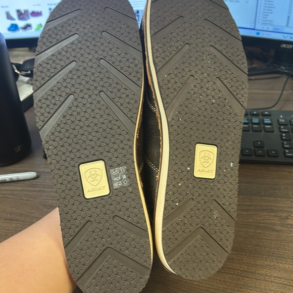 Ariat Men’s Cruiser Shoes Vintage Bomber - Picture 3 of 5